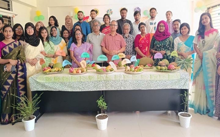 নজরুল বিশ্ববিদ্যালয়ে দেশীয় ফল উৎসব অনুষ্ঠিত